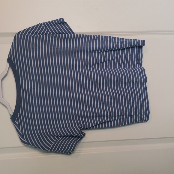 Modish Rebel S Cropped Tee - Picture 2 of 3